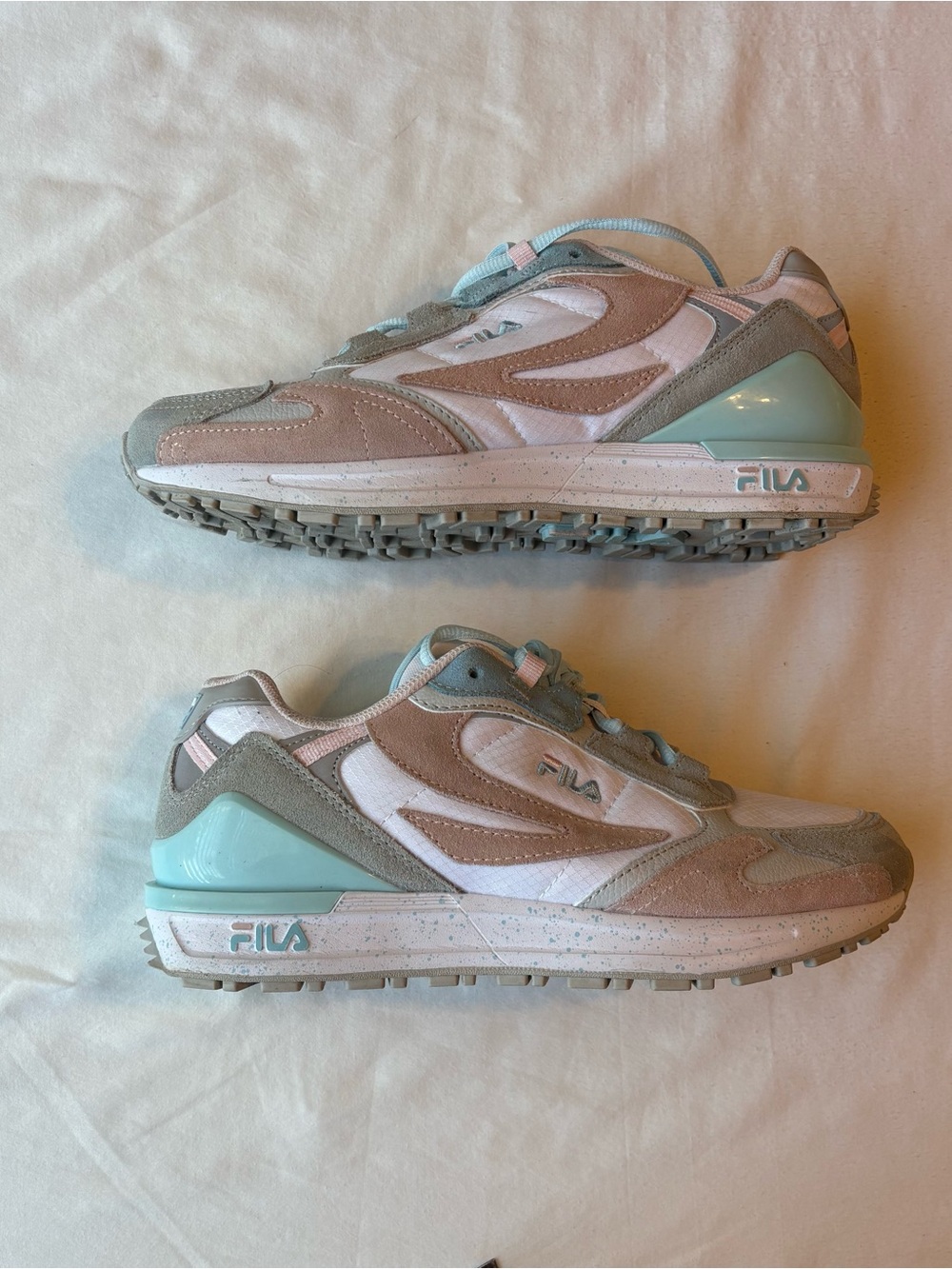 Women’s Fila Valado Sneakers size 9